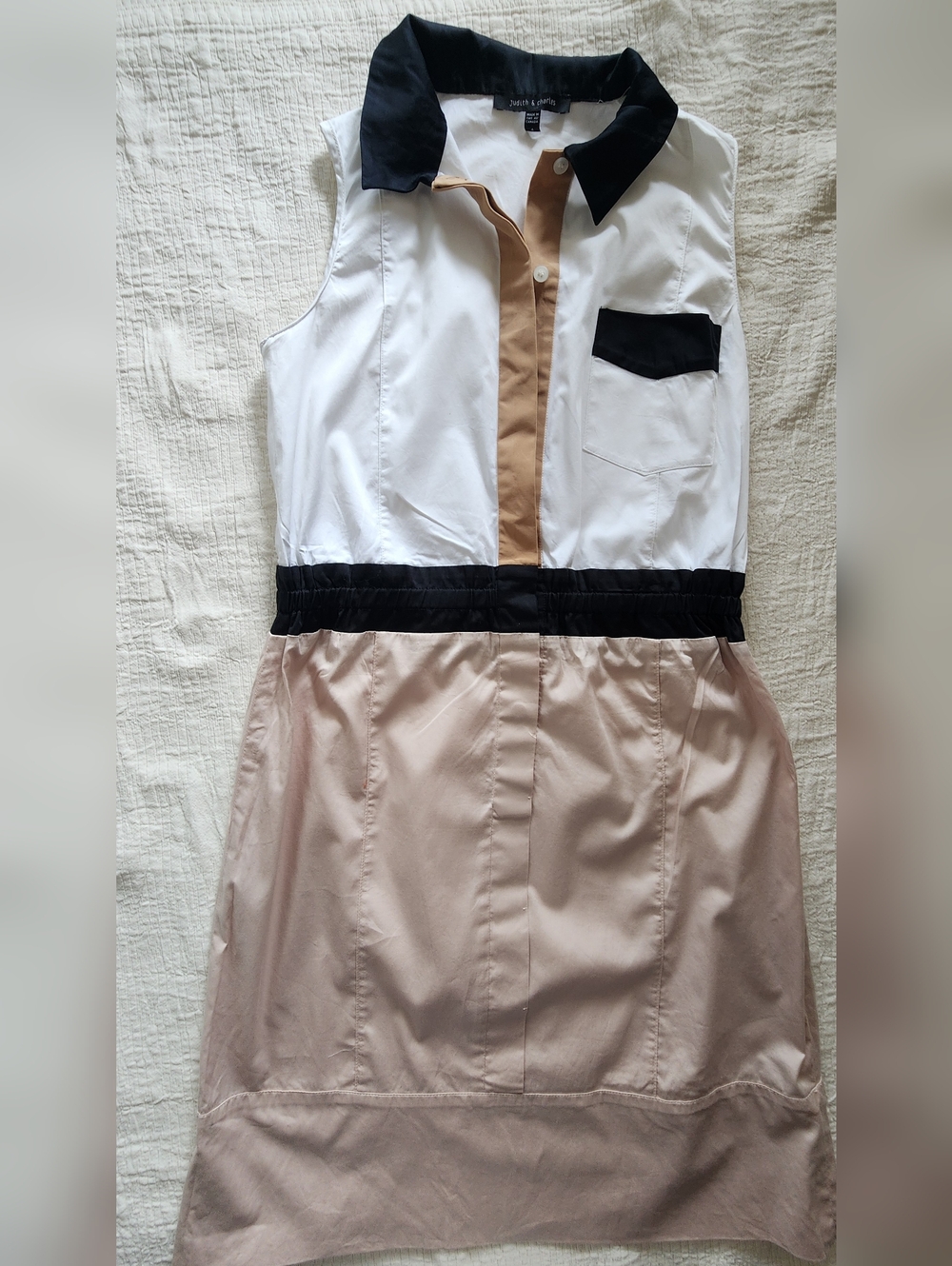 Judith & Charles Sleeveless Colorblock Casual Dress in White, Black and Tan